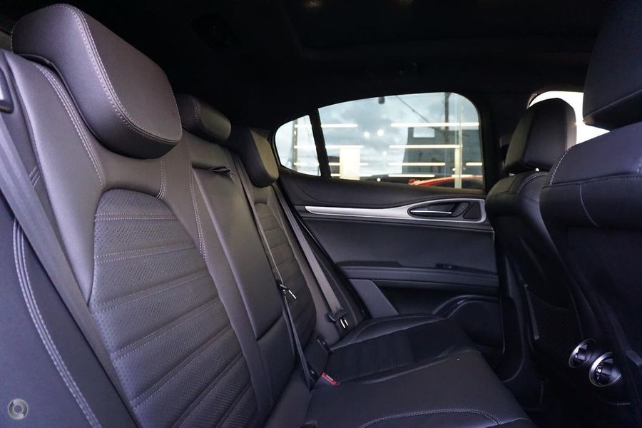 2023 Alfa Romeo Stelvio Veloce Auto AWD MY23 Photo 18