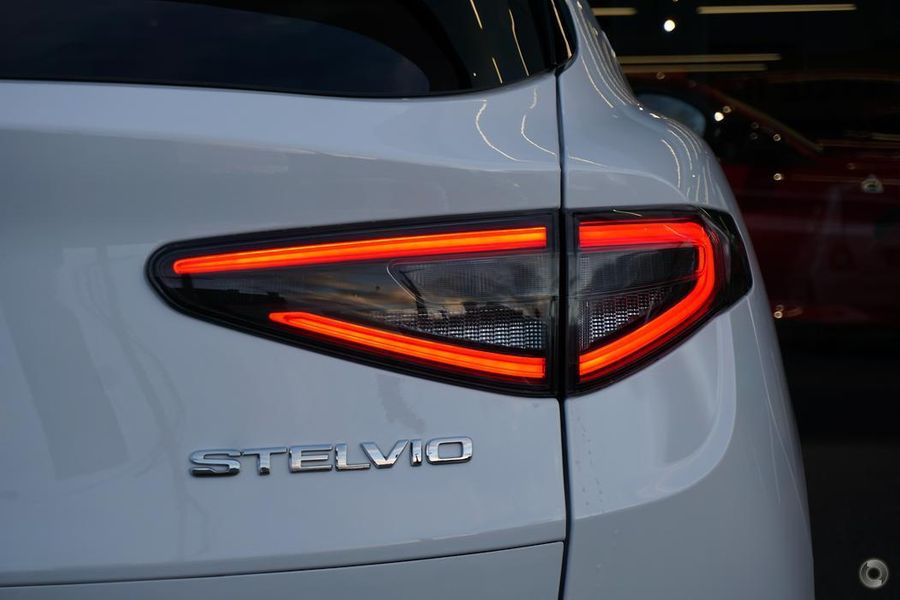 2023 Alfa Romeo Stelvio Veloce Auto AWD MY23 Photo 8
