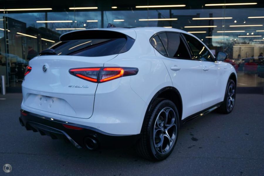 2023 Alfa Romeo Stelvio Veloce Auto AWD MY23 Photo 6