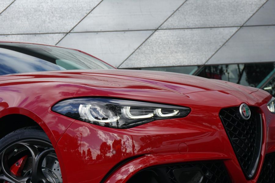 2025 Alfa Romeo Giulia Quadrifoglio Auto MY24 Photo 5