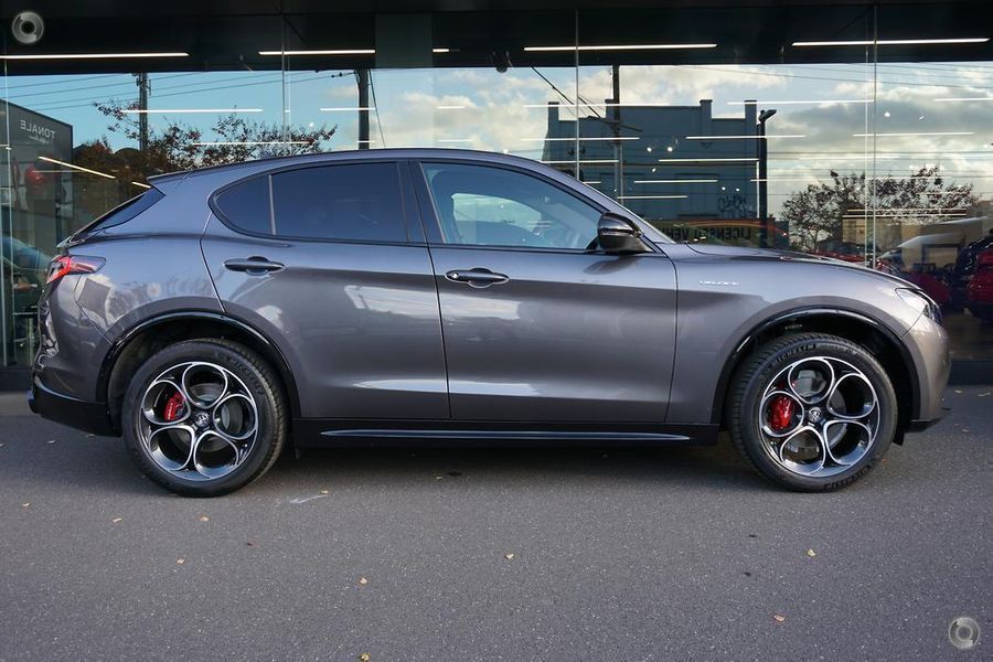 2023 Alfa Romeo Stelvio Veloce Auto AWD MY23 Photo 2