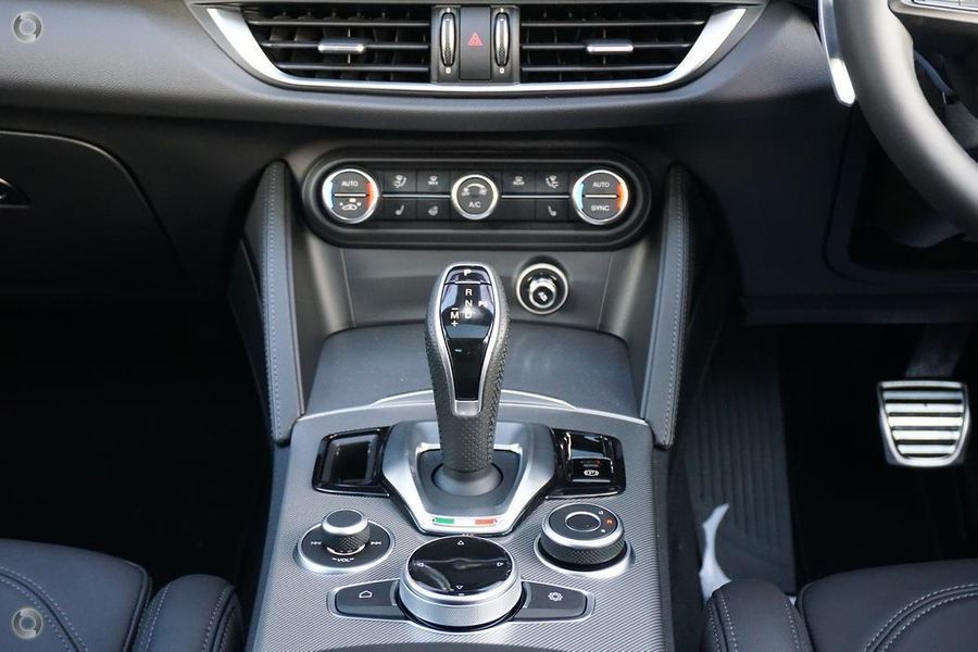 2023 Alfa Romeo Stelvio Veloce Auto AWD MY23 Photo 9