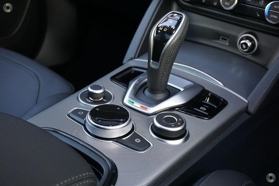 2023 Alfa Romeo Stelvio Veloce Auto AWD MY23 Photo 8