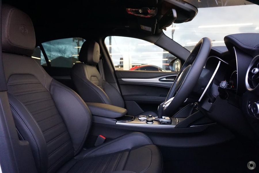 2023 Alfa Romeo Stelvio Veloce Auto AWD MY23 Photo 4