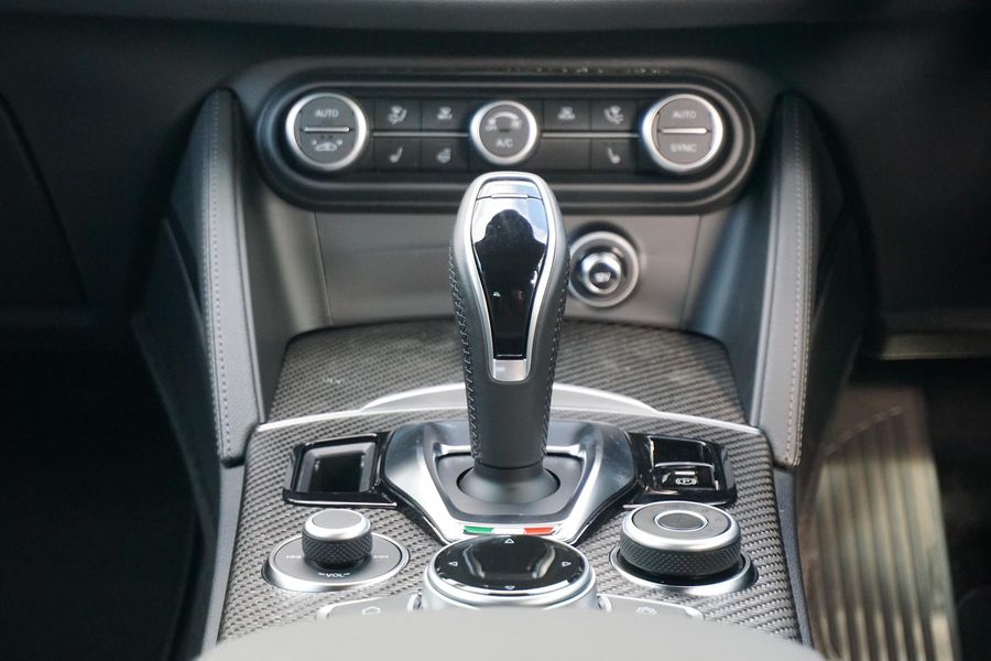 2025 Alfa Romeo Stelvio Quadrifoglio Auto AWD MY24 Photo 24