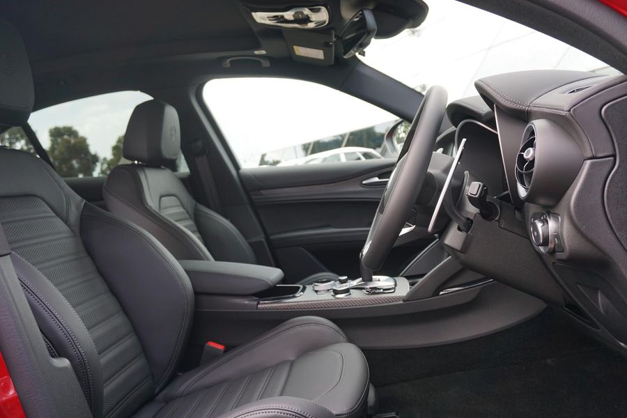 2025 Alfa Romeo Stelvio Quadrifoglio Auto AWD MY24 Photo 17
