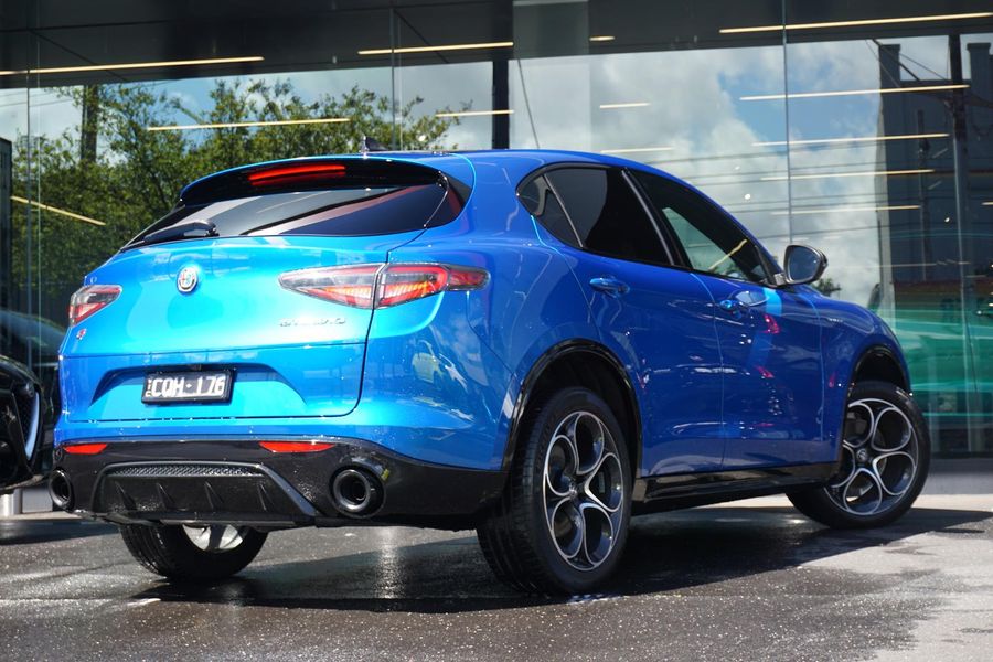 2023 Alfa Romeo Stelvio Veloce Auto AWD MY23 Photo 9