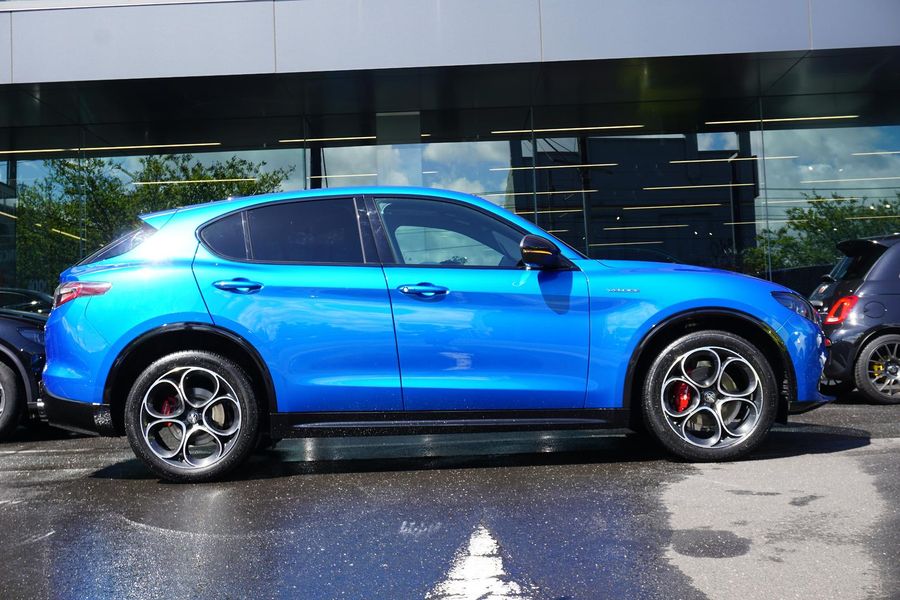 2023 Alfa Romeo Stelvio Veloce Auto AWD MY23 Photo 11