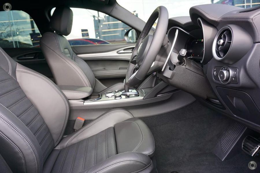 2023 Alfa Romeo Stelvio Veloce Auto AWD MY23 Photo 15