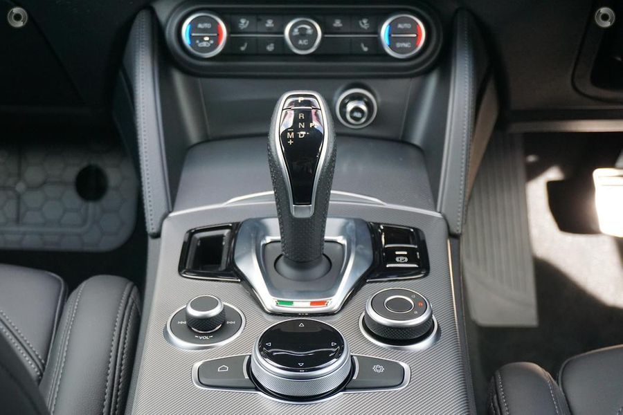 2023 Alfa Romeo Stelvio Veloce Auto AWD MY23 Photo 13