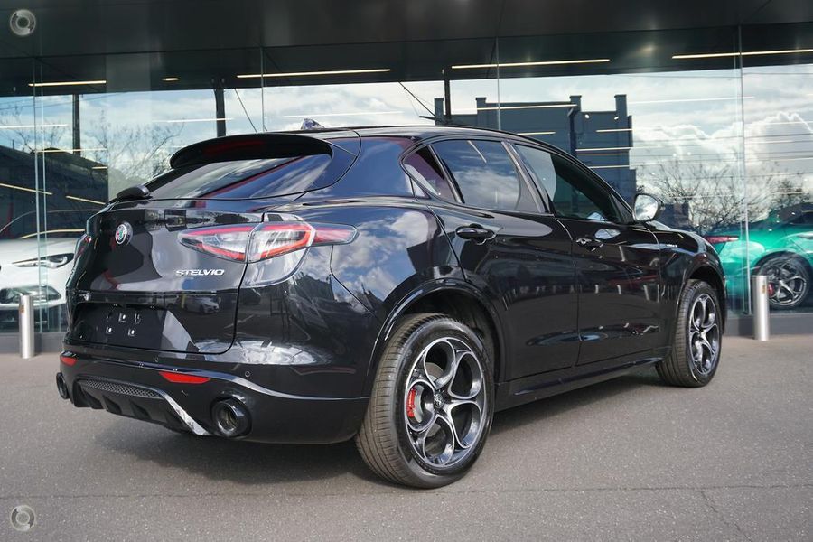 2023 Alfa Romeo Stelvio Veloce Auto AWD MY23 Photo 23
