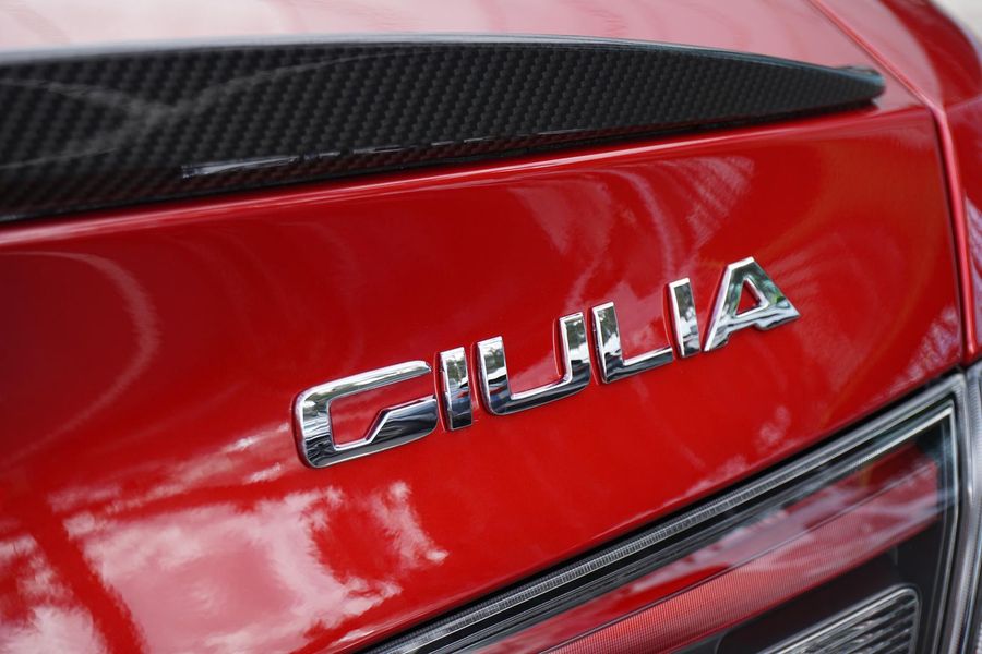 2025 Alfa Romeo Giulia Quadrifoglio Auto MY24 Photo 16