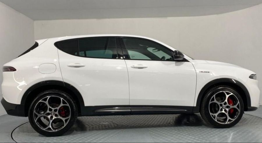 2023 Alfa Romeo Tonale Veloce Auto MY22 Photo 2