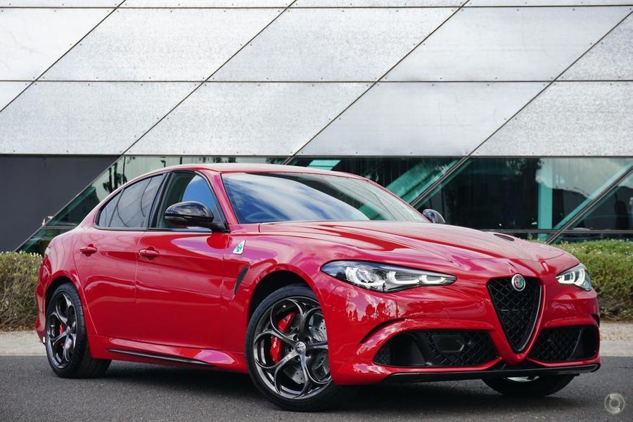 2025 Alfa Romeo Giulia Quadrifoglio Auto MY24 Photo 1
