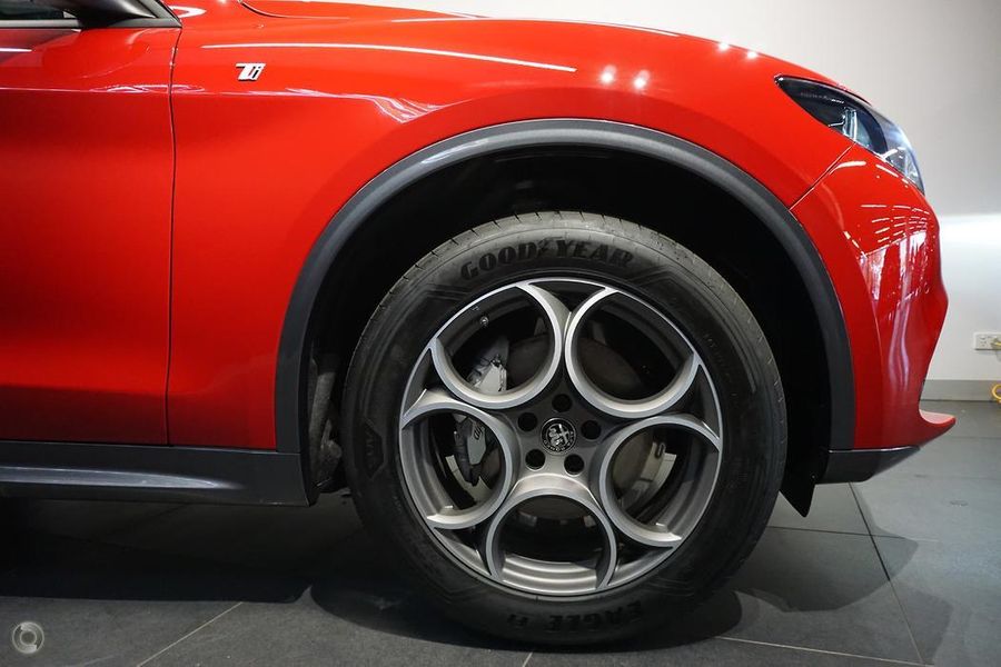 2023 Alfa Romeo Stelvio Ti Auto AWD MY23 Photo 2