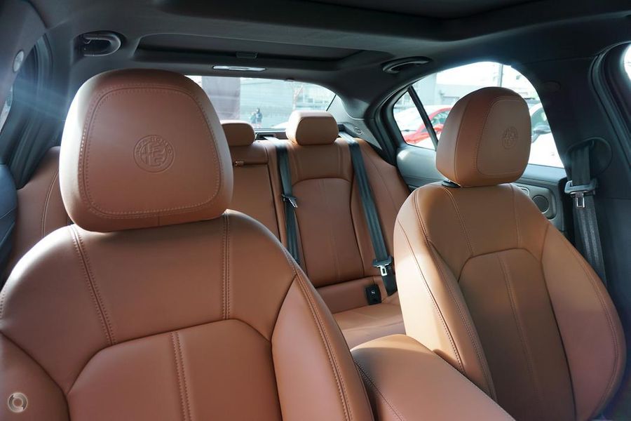 2023 Alfa Romeo Stelvio Ti Auto AWD MY23 Photo 3
