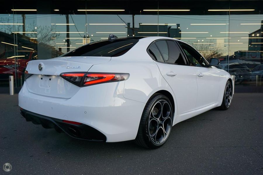2023 Alfa Romeo Giulia Veloce Auto MY23 Photo 8