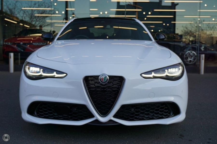 2023 Alfa Romeo Giulia Veloce Auto MY23 Photo 4
