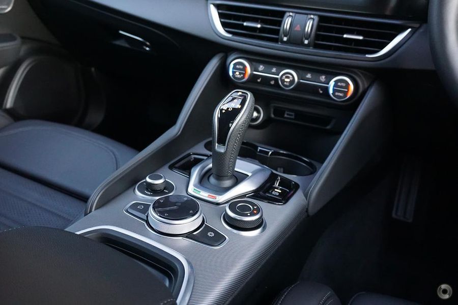 2023 Alfa Romeo Giulia Veloce Auto MY23 Photo 7