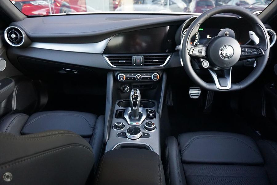 2023 Alfa Romeo Giulia Veloce Auto MY23 Photo 9