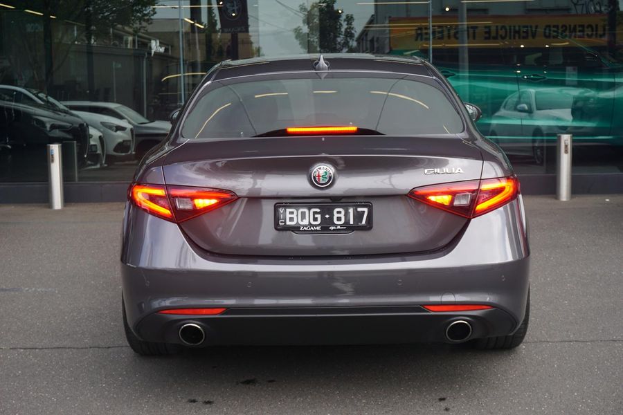 2021 Alfa Romeo Giulia Sport Auto MY21 Photo 8