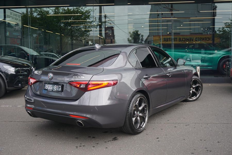 2021 Alfa Romeo Giulia Sport Auto MY21 Photo 7