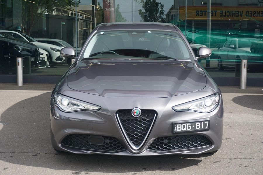 2021 Alfa Romeo Giulia Sport Auto MY21 Photo 3