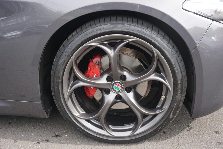 2021 Alfa Romeo Giulia Sport Auto MY21 Photo 5