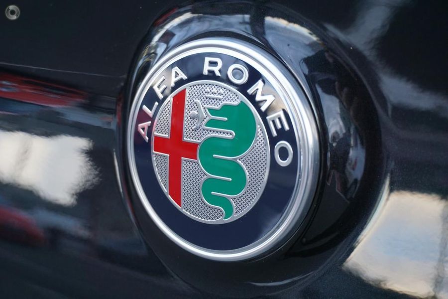 2023 Alfa Romeo Giulia Veloce Auto MY23 Photo 17